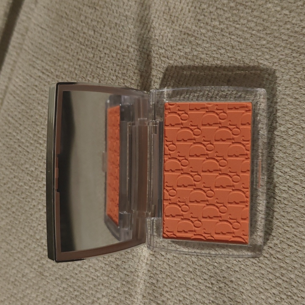 Dior Rosy Glow Blush In 015 Cherry - Picture 4 of 5